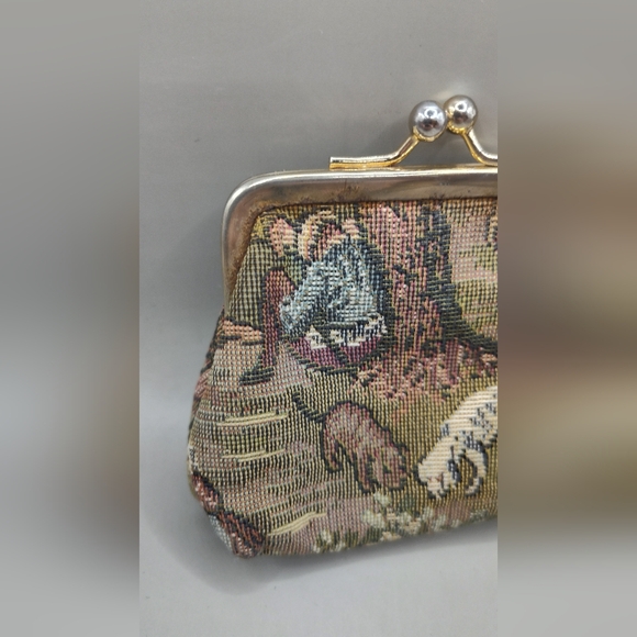 Vintage Gobelin Collection Coin Purse - Picture 7 of 8